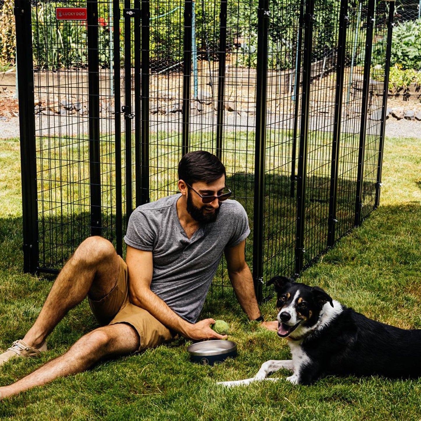 Lucky Dog STAY Series 4 x 8 x 6 Foot Roofed Steel Frame Villa Dog Kennel, Khaki - 268852