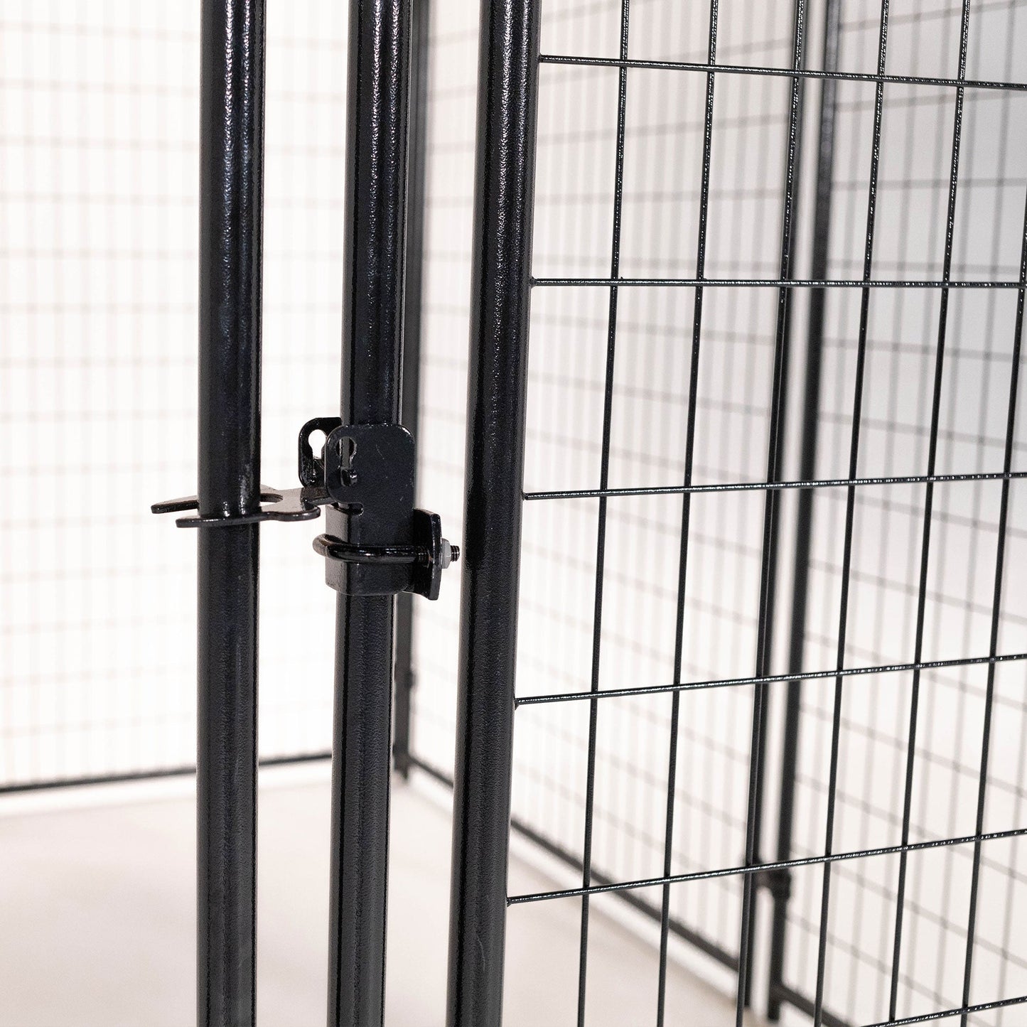 Lucky Dog STAY Series 8 x 8 x 6 Foot Roofed Steel Frame Executive Dog Kennel - 268969