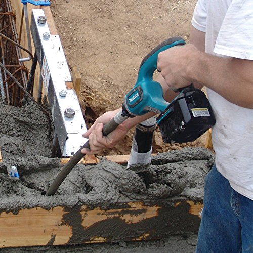 Makita 18V LXT Lithium-Ion Cordless 4 Ft. Concrete Vibrator Kit