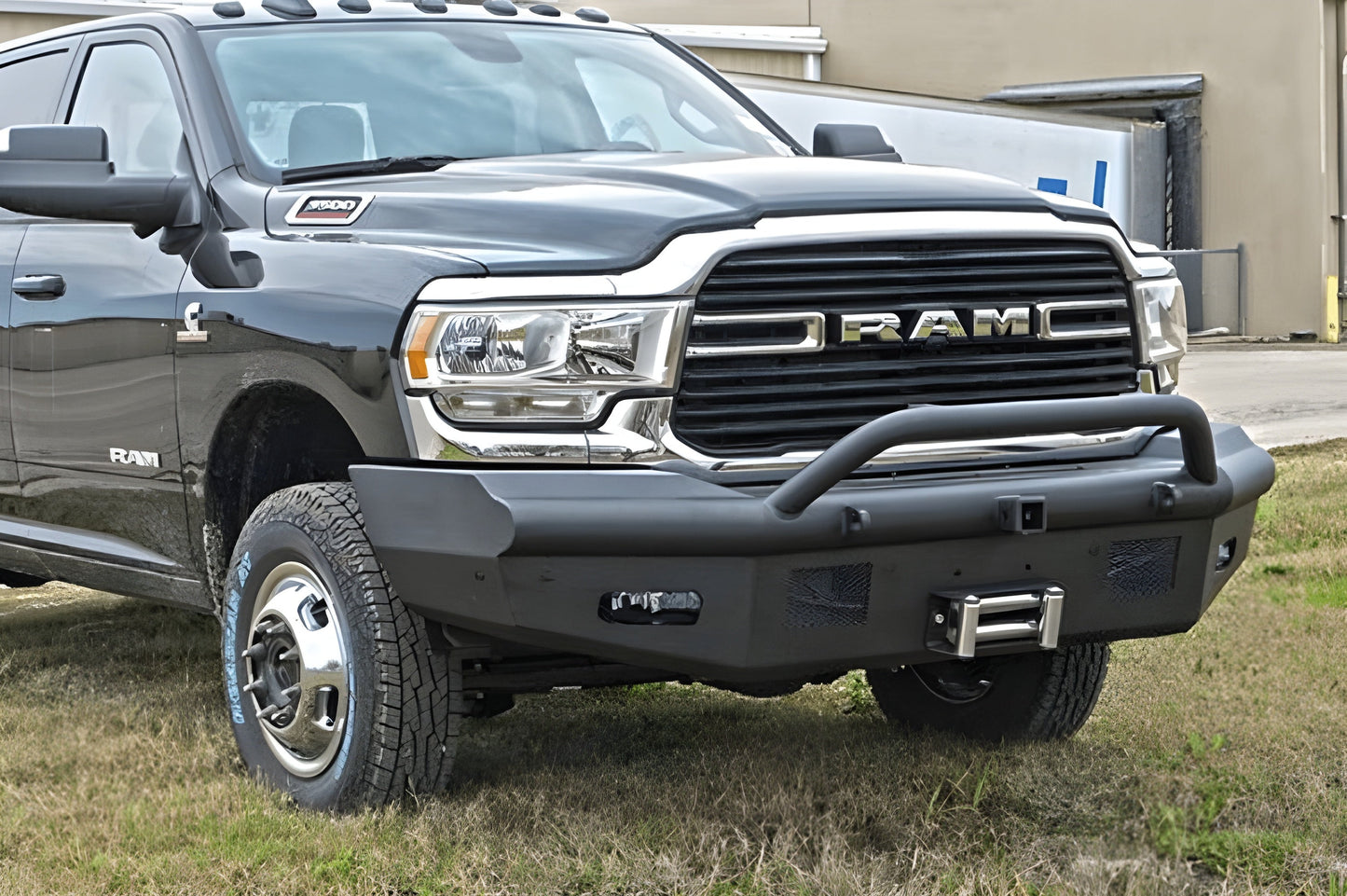 Steelcraft Dodge Ram 2500/3500 2019-2023 HD Bullnose Front Bumper Winch Ready With Hoop - 55-12280