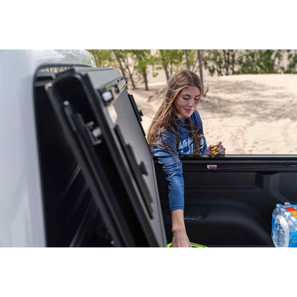 BAKFlip F1 2020-2024 Jeep Gladiator 5ft Bed Tonneau Cover - BAK-772701