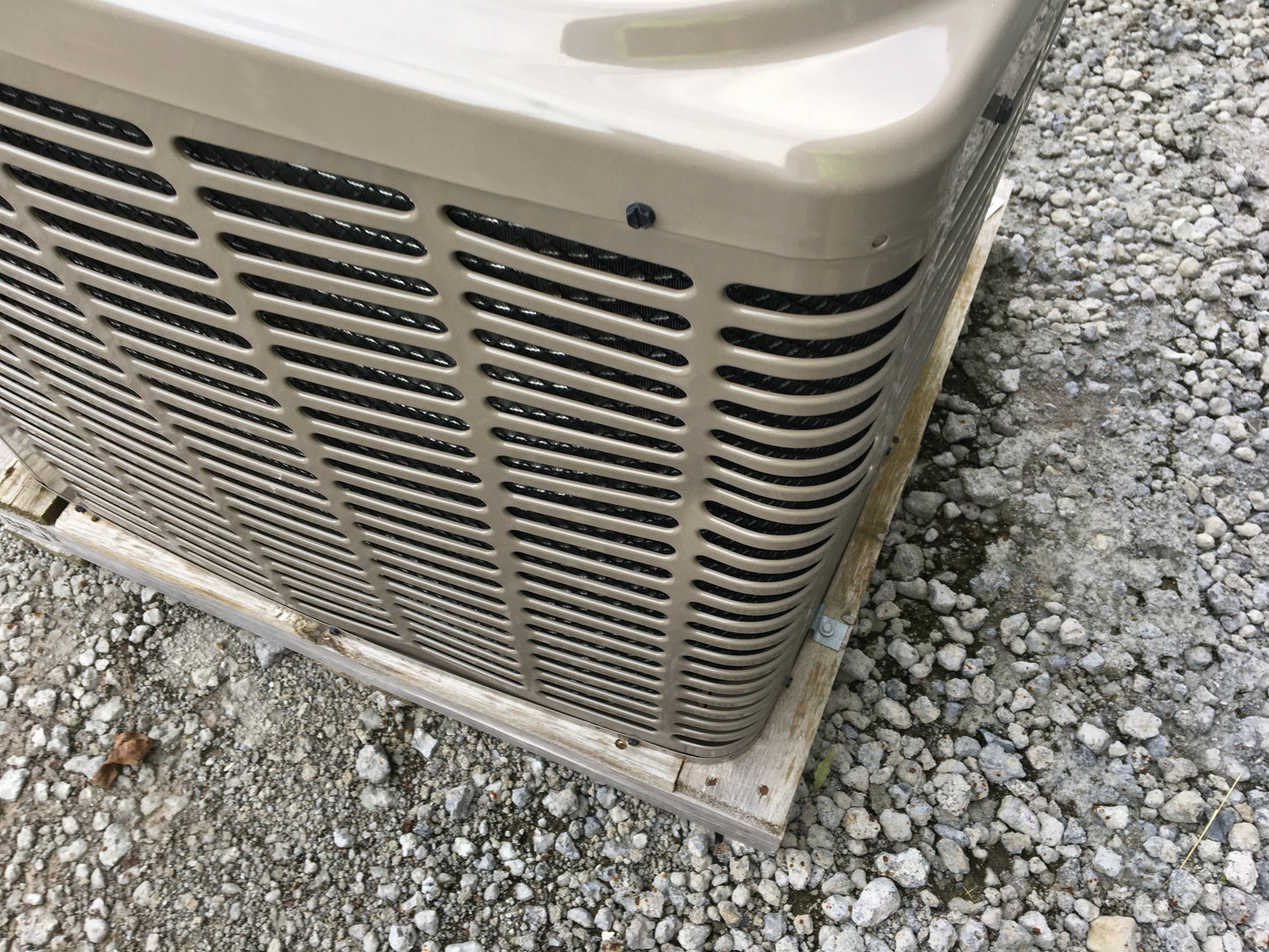 York International 3 Ton Split System Air Conditioner, 13 Seer 460/60/3 R-410A - YCJD36S44S3A