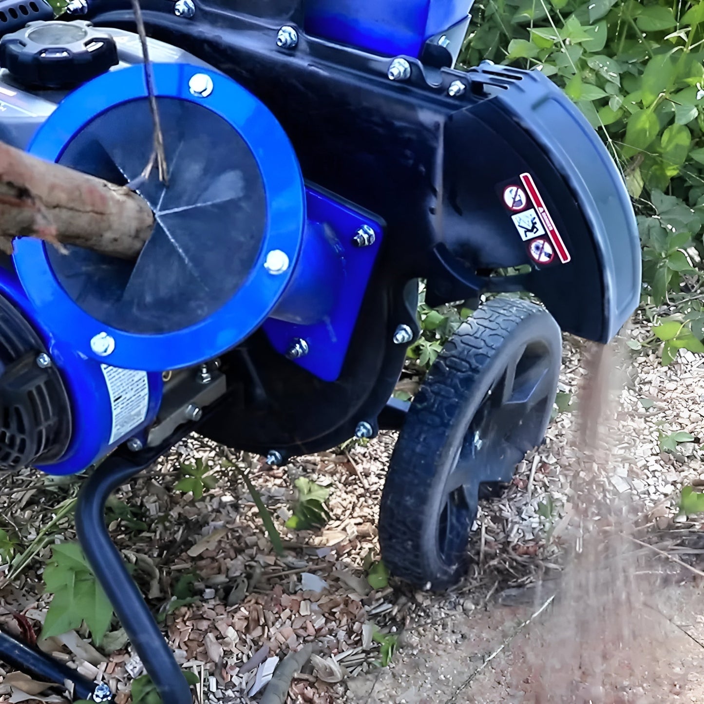 BILT HARD Wood Chipper - 7.5 HP 224cc Gas Powered Shredder Mulcher, 3 in 1 Multi-Function Heavy Duty, 3" Max Wood Diameter Capacity with Collection Bag - TRA-0401