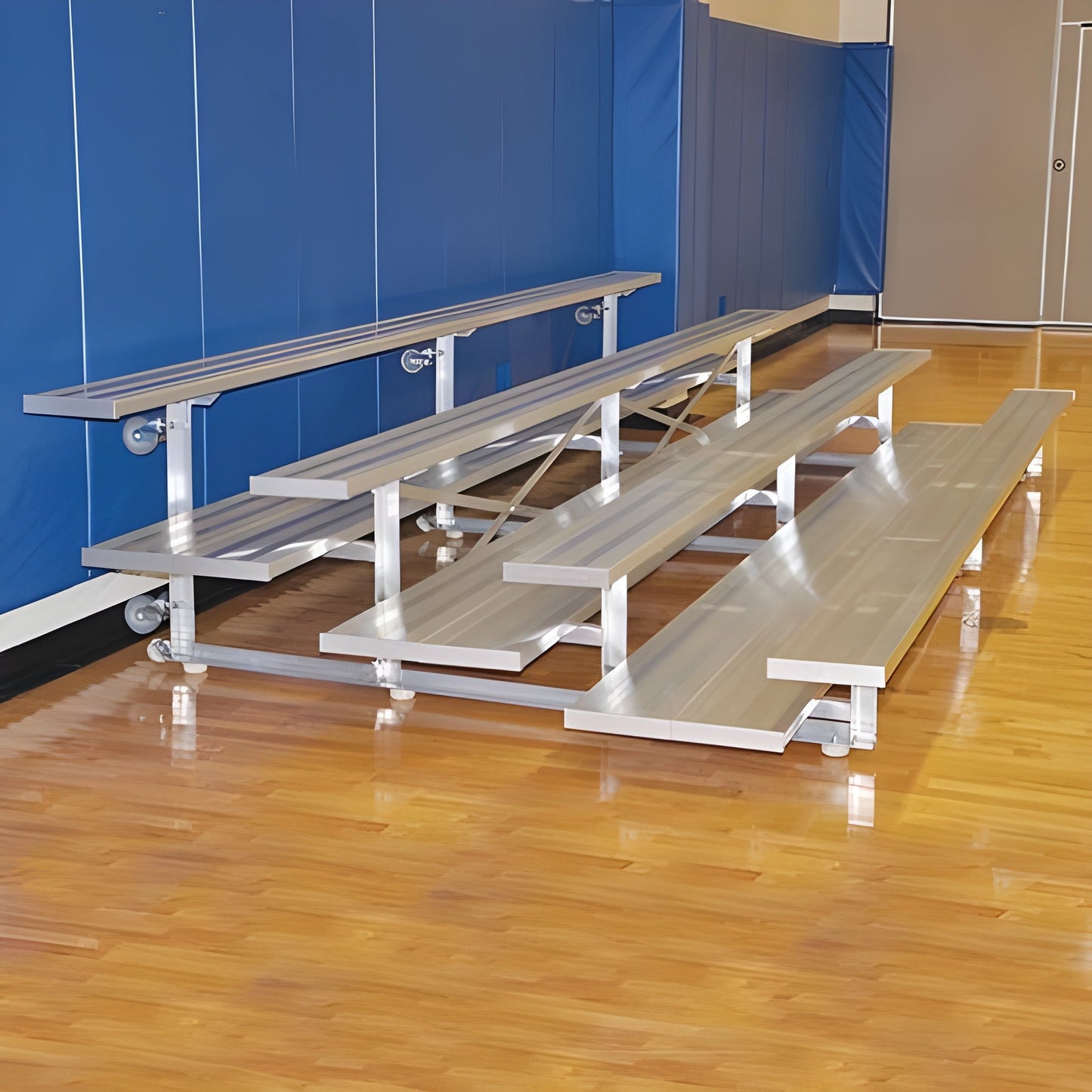 Bleacher 4 Row Portable 7½' Tip & Roll Preferred Aluminum