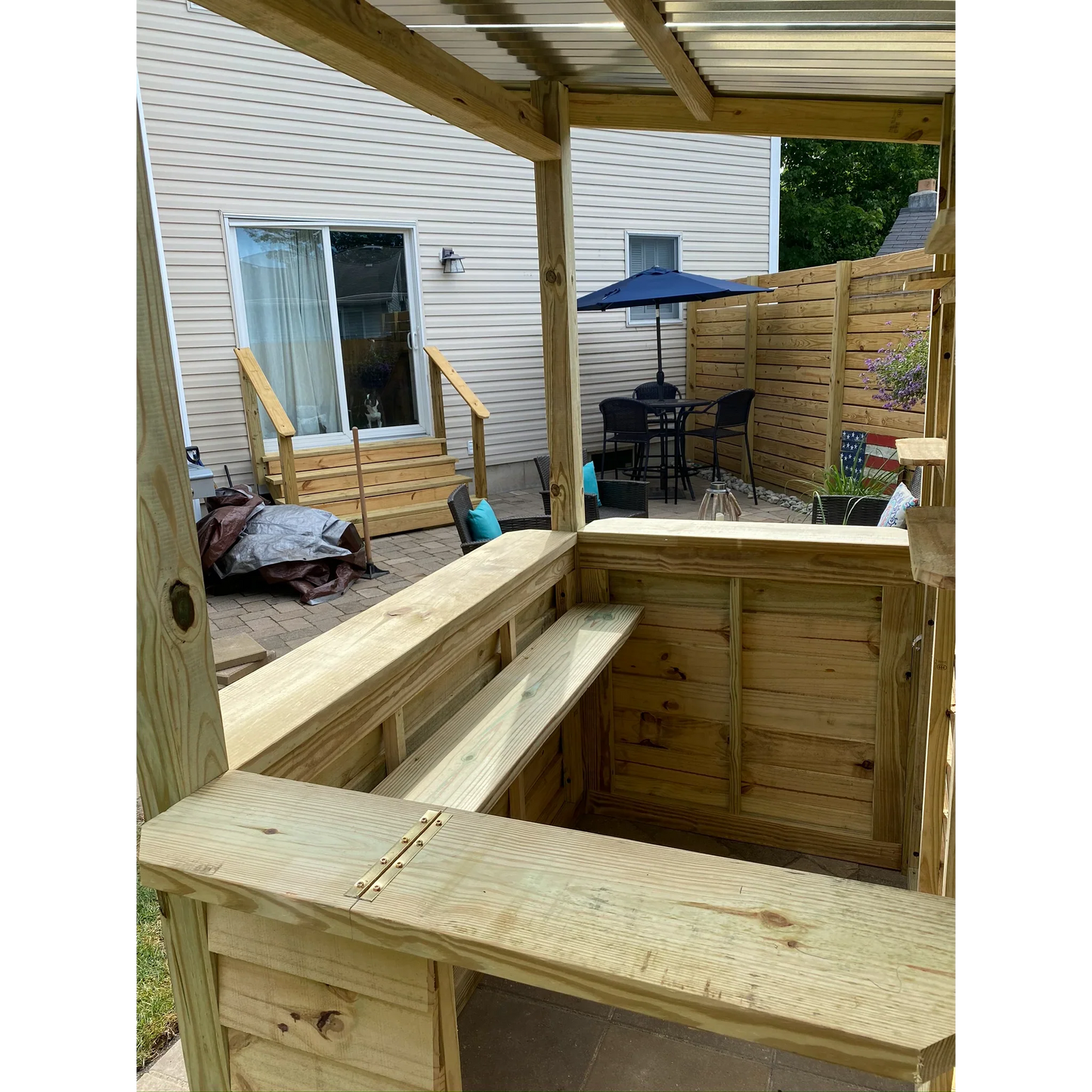 Taverns To Go 6' x 4' Backyard Bar