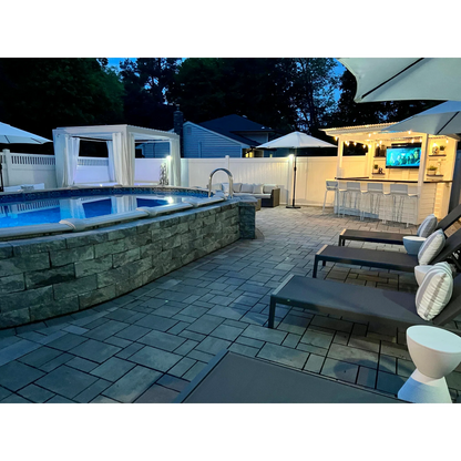 Taverns To Go 8' x 5' Backyard Bar