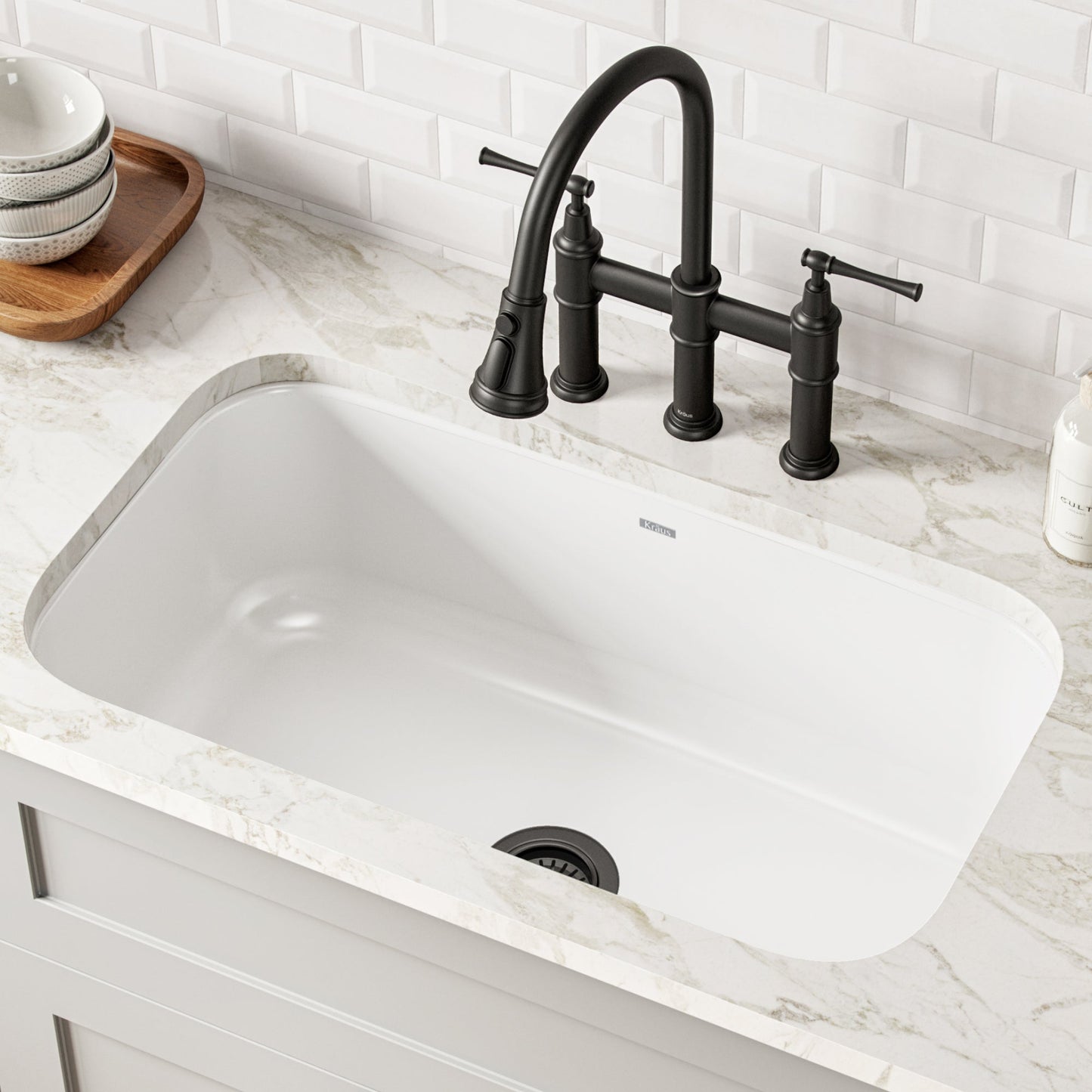 KRAUS Pintura 31 1/2" White Enameled Stainless Steel Kitchen Sink - KEU14WHITE
