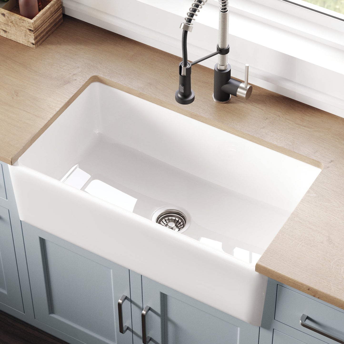 KRAUS Turino Reversible 33" Fireclay Farmhouse Flat Apron Front Single Bowl Kitchen Sink with Bottom Grid in Gloss White - KFR1-33GWH