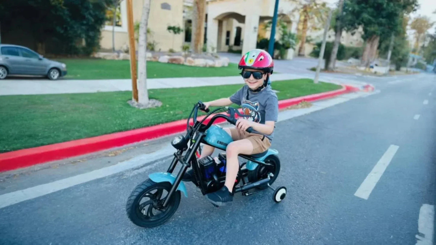 Hyper Gogo Cruiser 12 Plus Electric Kids Motorcycle Bluetooth Speaker 21.9V 160W 10 MPH 7.5 Miles - EL-MB03P-BLUE