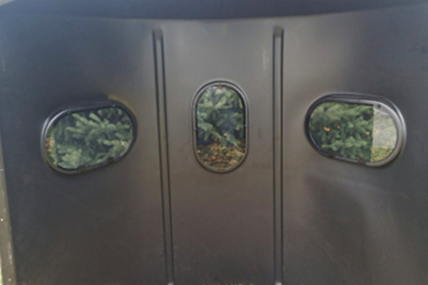 Maverick 5-Shooter GX Deer Blind in Green with Tinted Windows - 00239