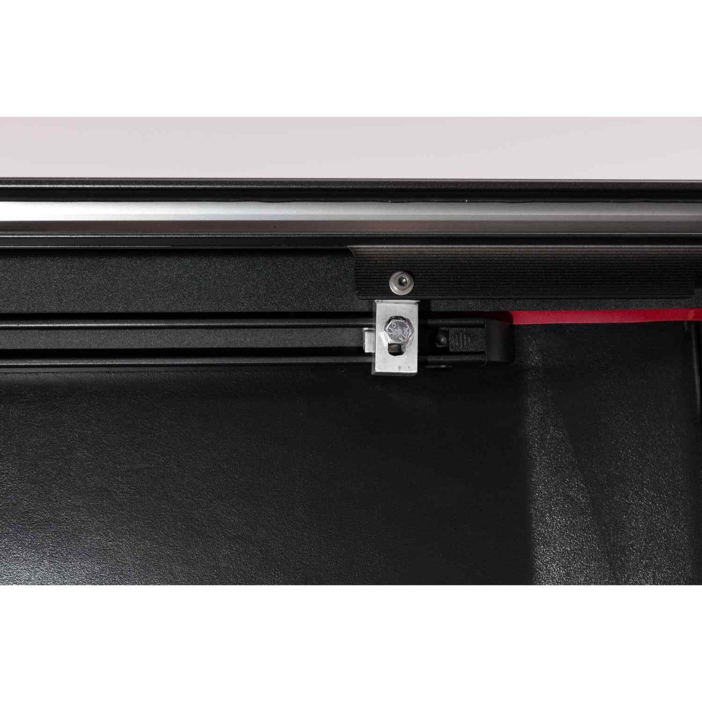 RetraxONE MX Tacoma Manual Retractable Tonneau Cover - RTX-60852
