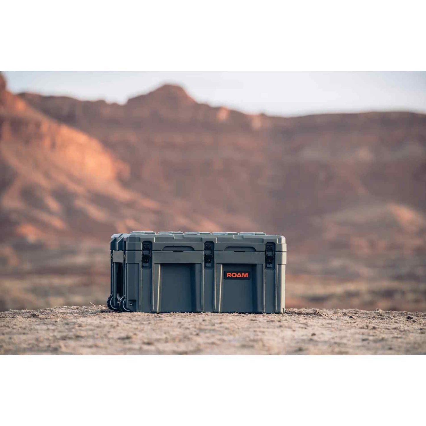 Roam Rolling Rugged Case - ROAM-CASE-150L-BLK-LL