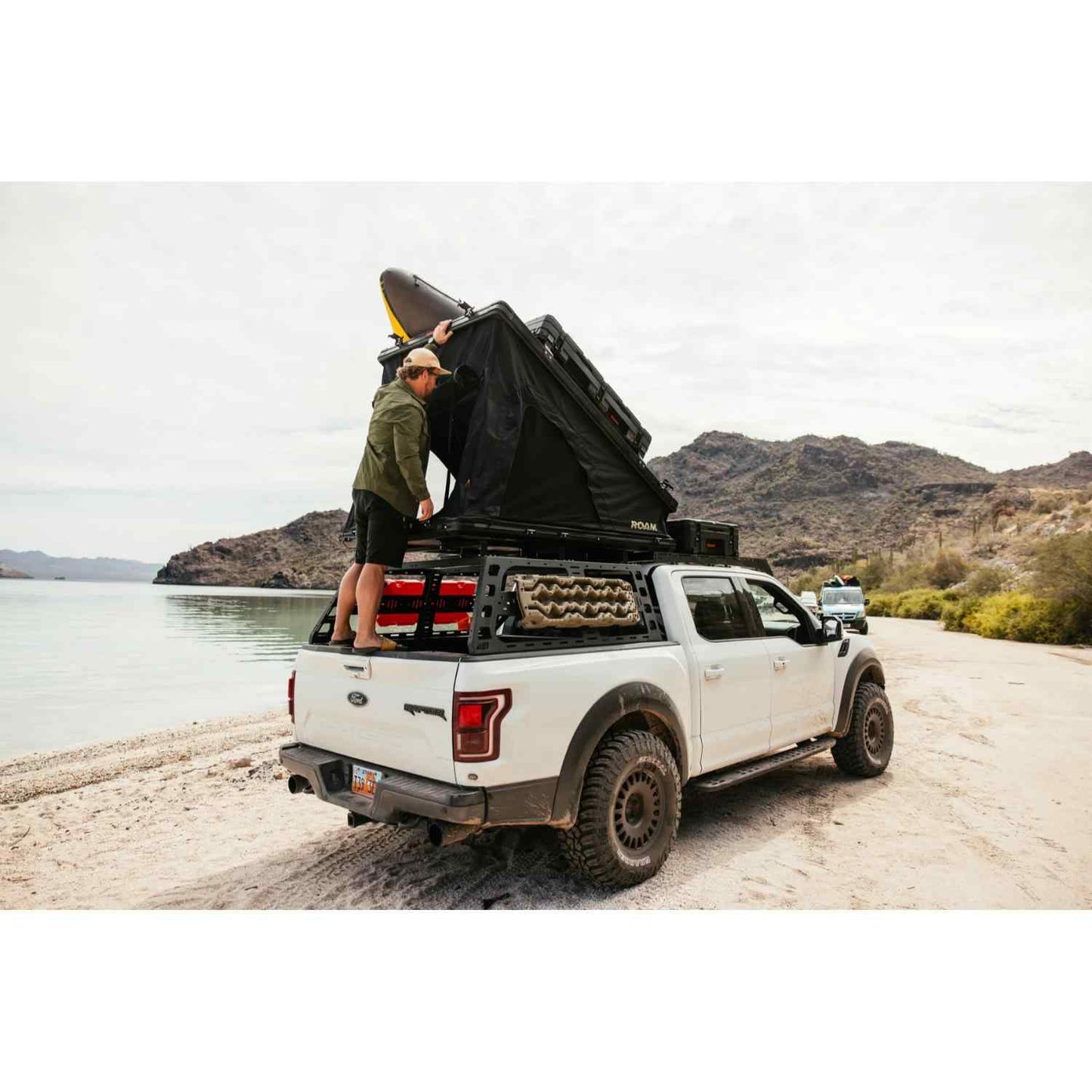 Roam Desperado Hardshell Rooftop Tent - ROAM-RTT-DSPRDO-SLATE-WB
