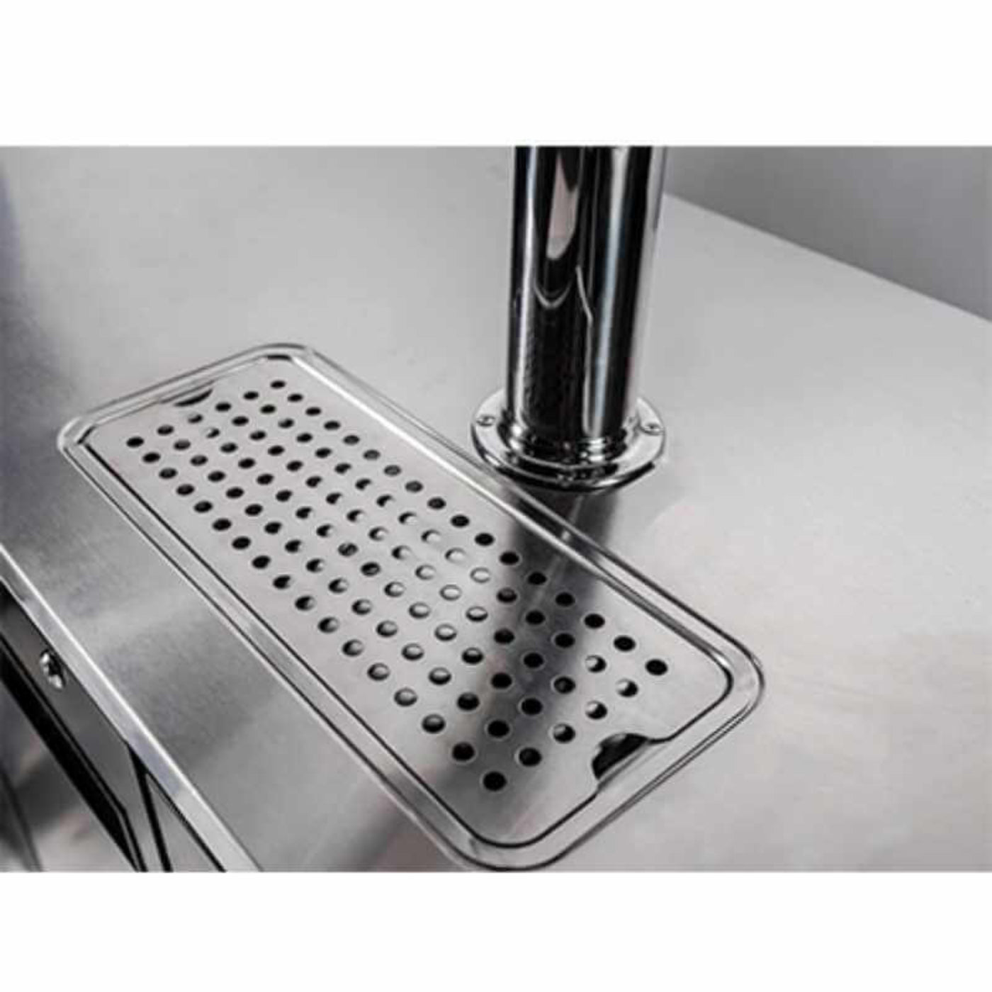 Saba - SDD-24-48 Commercial 48″ Beer Dispenser Refrigerator (1) Double Tap - SDD-24-48