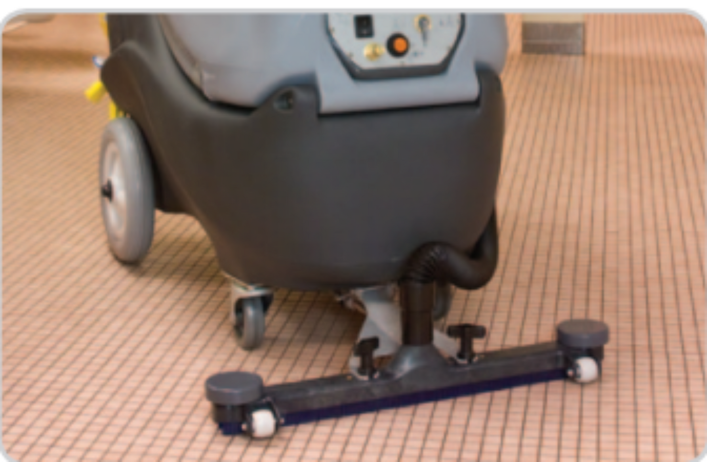 Advance All Surface XP, Restroom Cleaning Machine, Touch Free, 20 Gallon, 500 PSI, 15' Solution Vacuum Hoses, Chemical Metering - 56381594