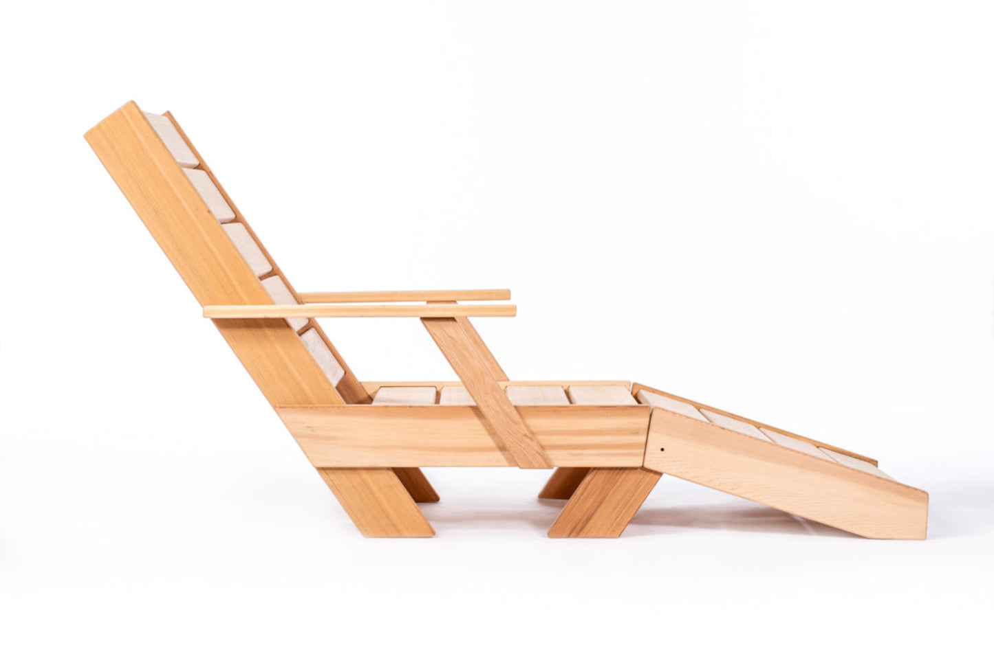 Dundalk LeisureCraft Pacific Modern Collection - DLCPMC