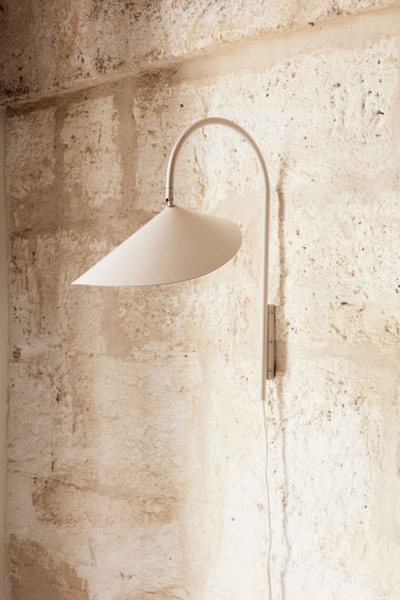Ferm Living Arum Swivel Wall Lamp - 1104266329