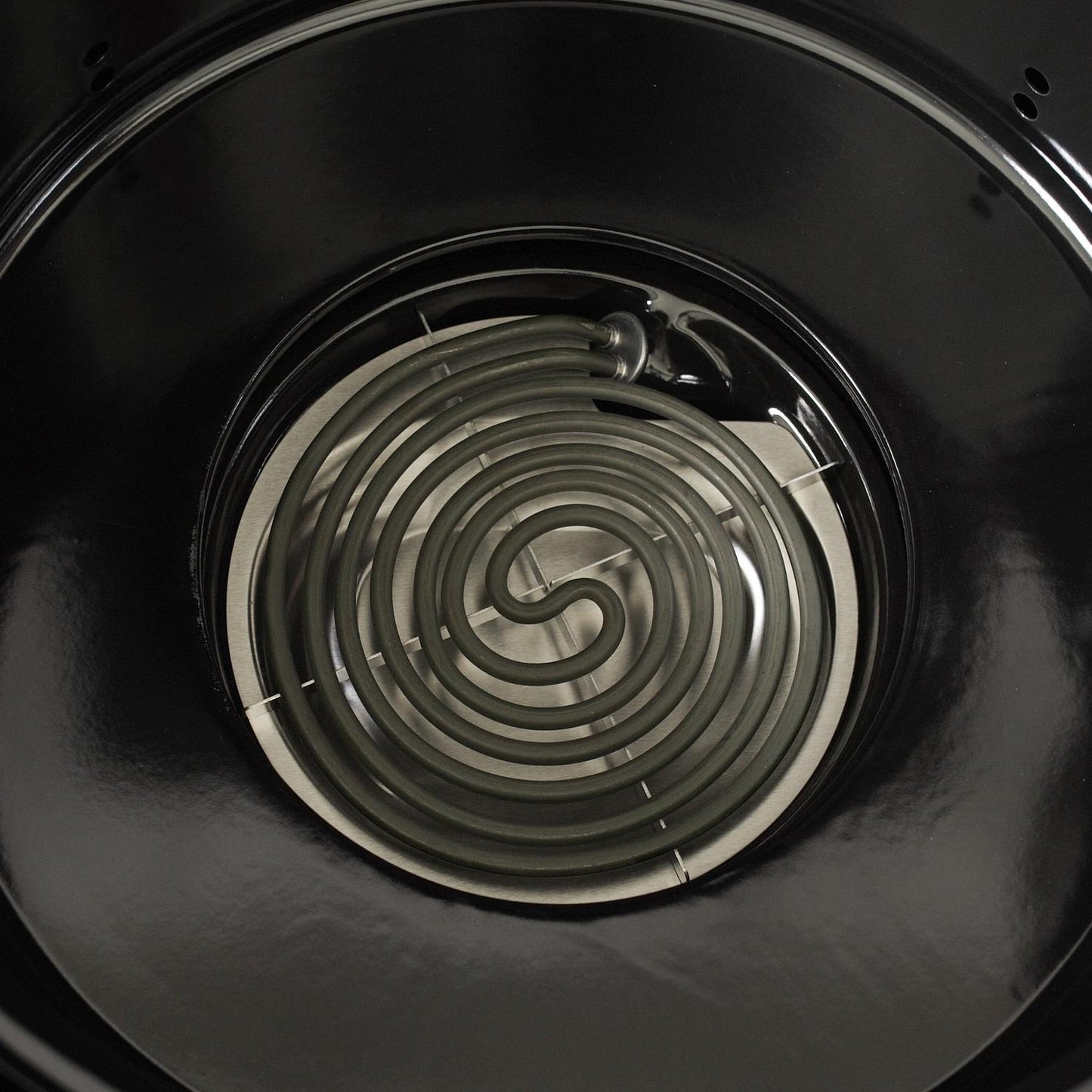 Everdure By Heston Blumenthal 4K 21-Inch Charcoal Grill & Smoker  - CE4KMUS