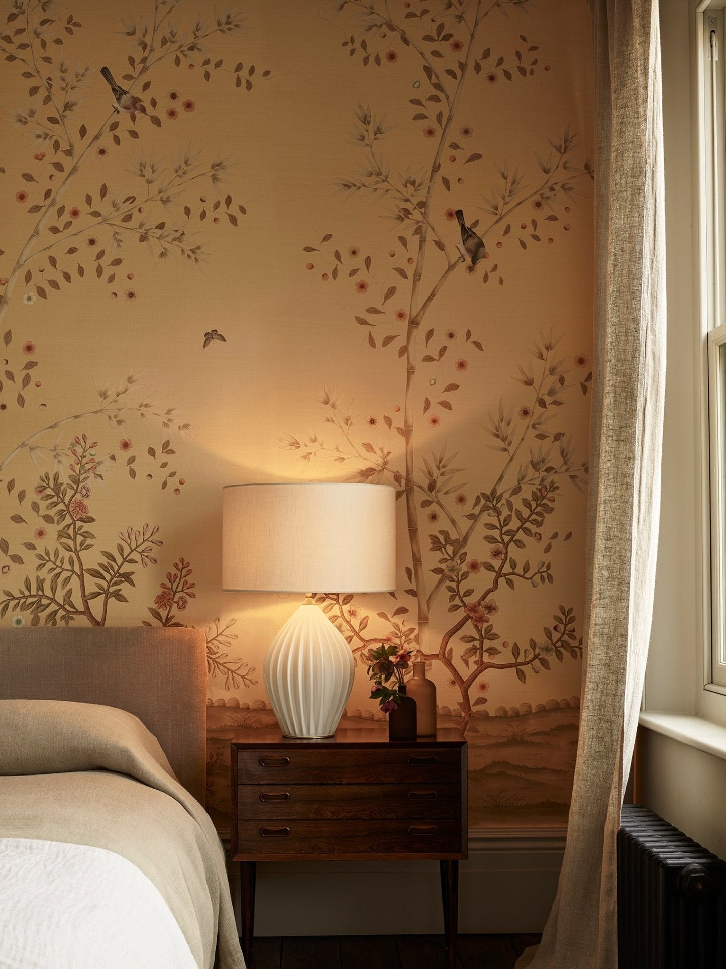 Original BTC Fin King Table Light