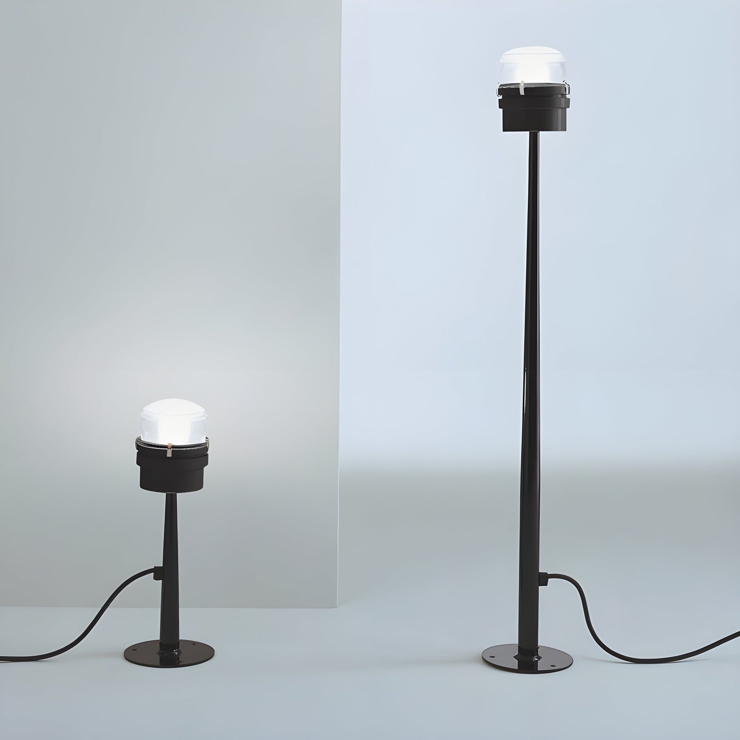 Oluce Fresnel Outdoor Floor Lamp - OL-FRESNEL-1148EL-BL