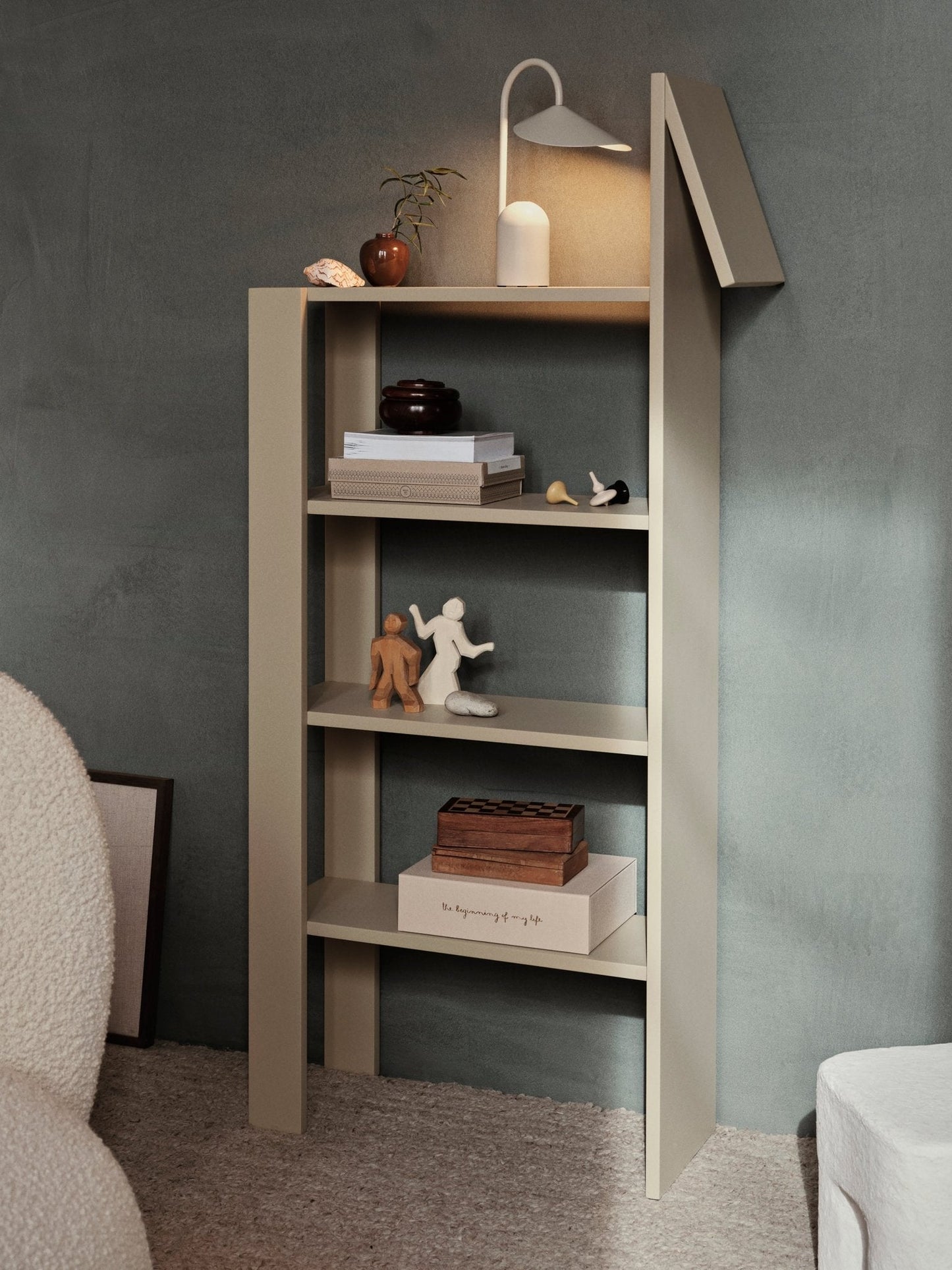 Ferm Living Giraffe Bookcase - 1104268911