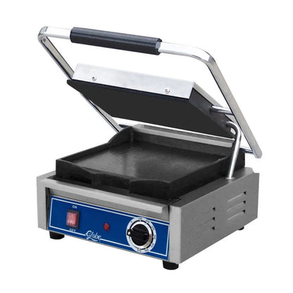 Globe GSG10 Bistro Series Sandwich Grill with Smooth Plates - 1800W -  GLGSG10