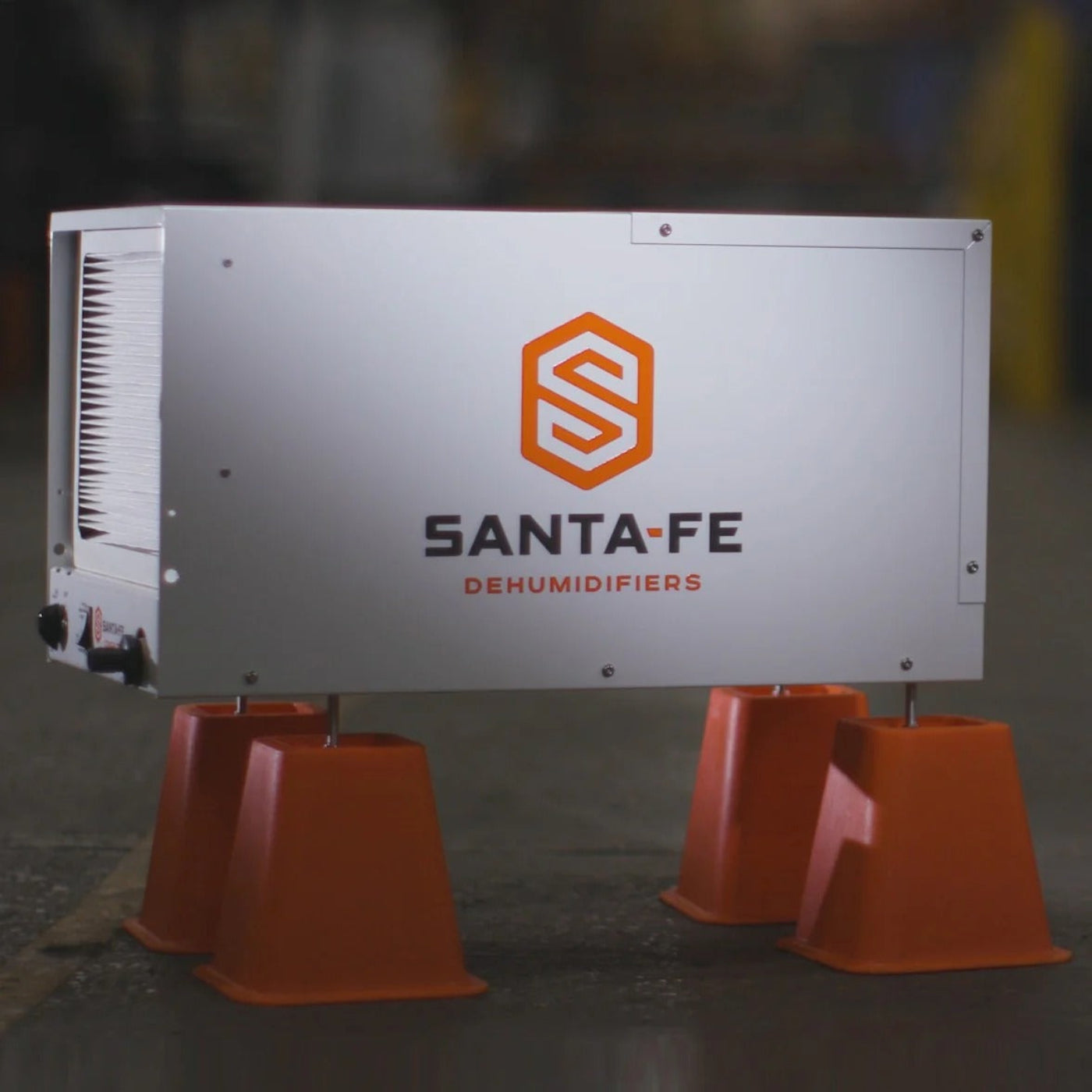 Santa Fe Compact70 Dehumidifier - sa8104