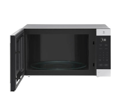SIGNATURE KITCHEN SUITE SKSMC2401S Countertop Microwave Oven - SKSMC2401S