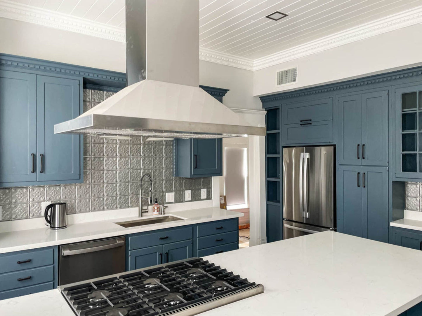 ProLine Island Range Hood, Ducted, 600/1100 CFM, Stainless Steel Finish Proline - PLFI 520