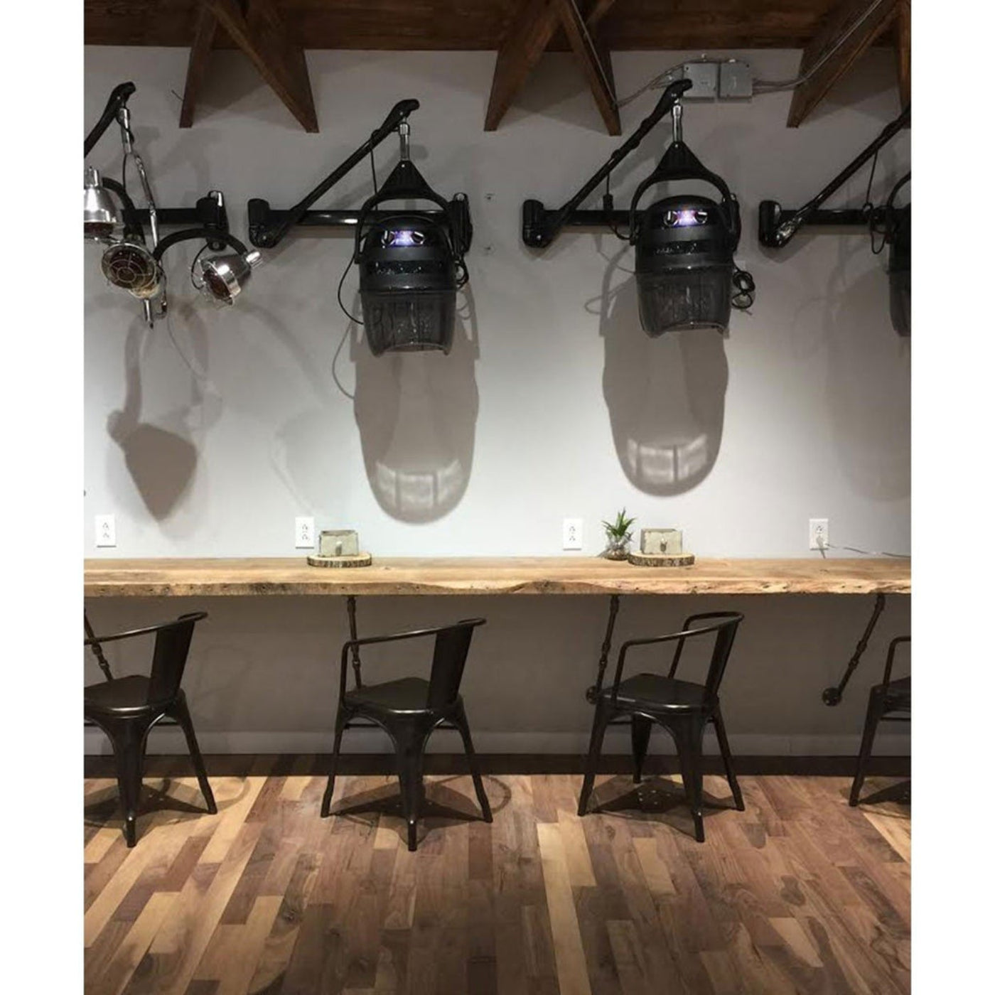 Pibbs Kwik Dryer With Wall Mount