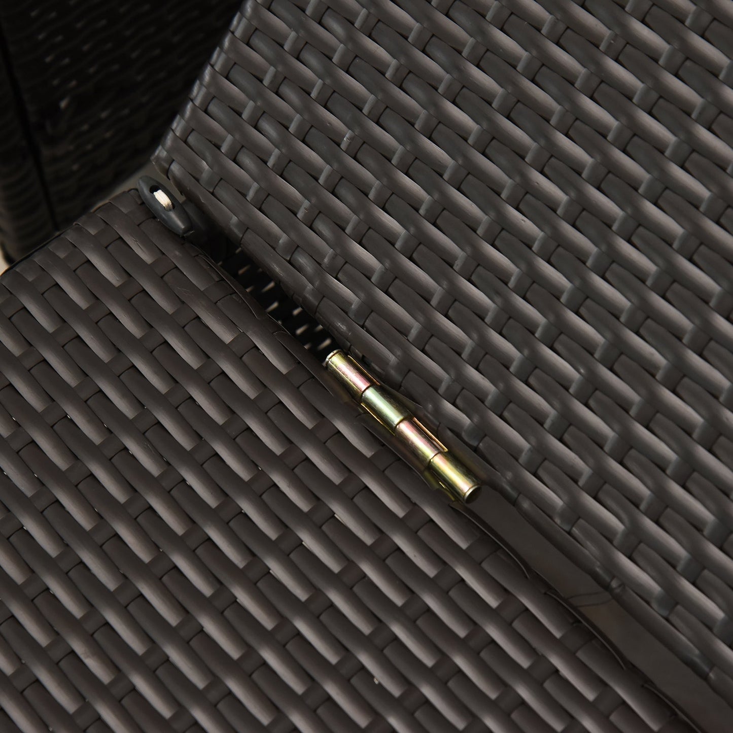 Outsunny Pool Lounge Chairs Set of 2, w/5 Angle Backrest, Table, Water Repellent Cushions, Cream White - 862-009