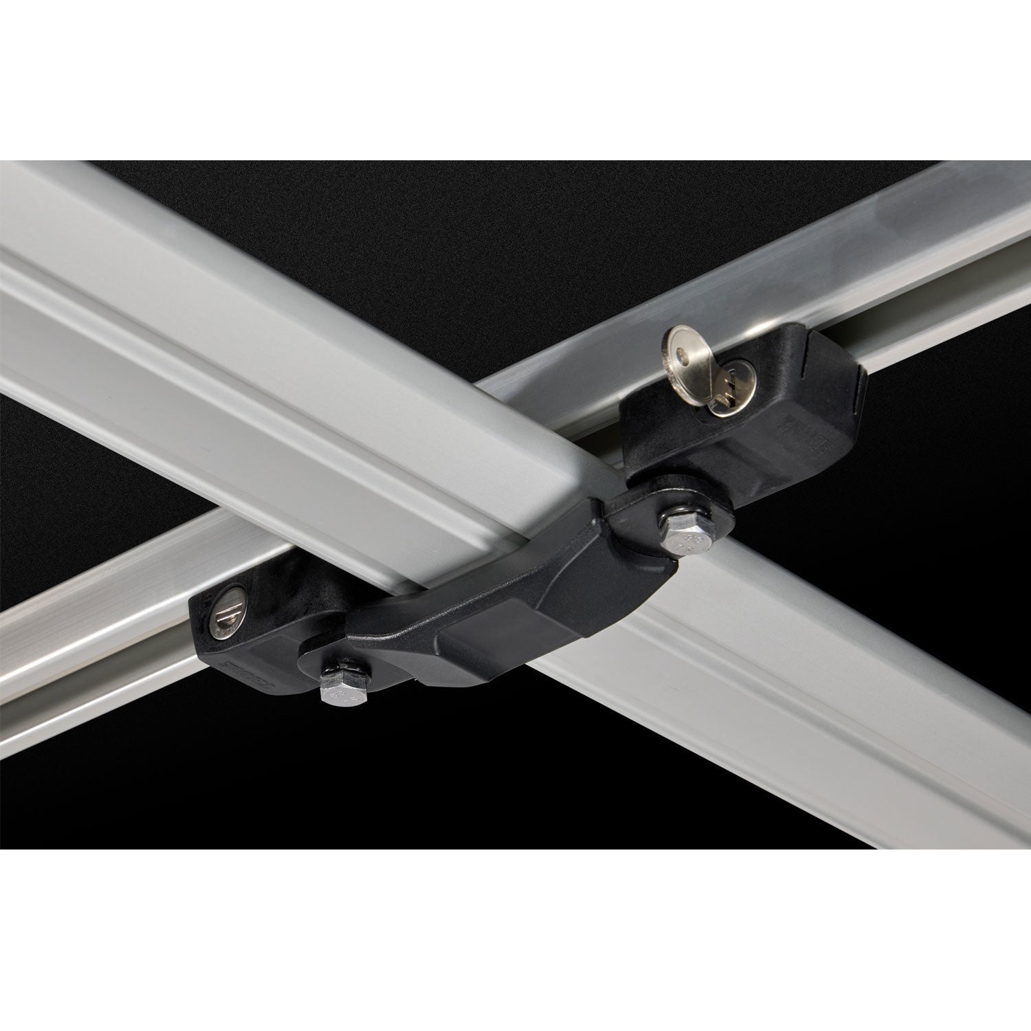 Thule Approach Roof Top Tent