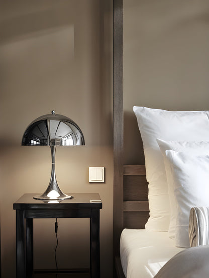 Louis Poulsen Panthella 320 Table Lamp - 5744918000