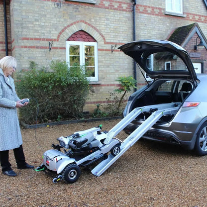 Quingo Flyte 250W 5-Wheel Mobility Scooter with Self-Loading MK2 Docking Station