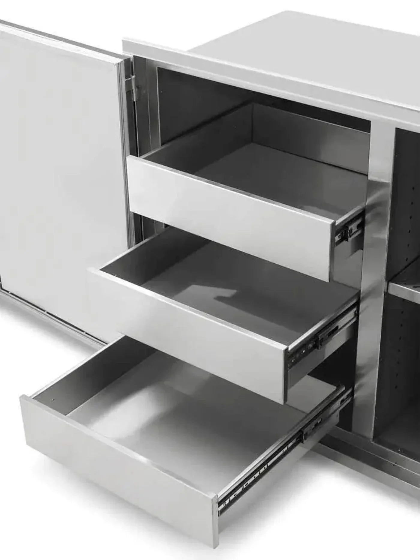 Quivira 42x31 Water Resistant Dry Pantry Storage - 12024111
