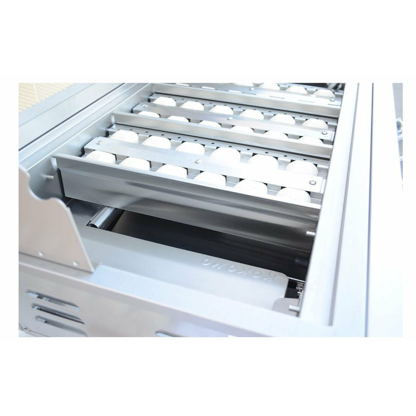 KOKOMO Professional 4 Burner 32 Inch Cart Model BBQ Grill With Lights & Locking Casters - KO-BAK4BG-PRO+KO-BAK4BG-C