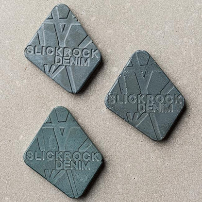 Slick Rock Bell Linear Planter - BL6022