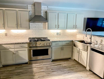 Proline Stylish Ductless Stainless Steel Wall Mounted Range Hood, 600 CFM - Proline PLJW 129 RK600