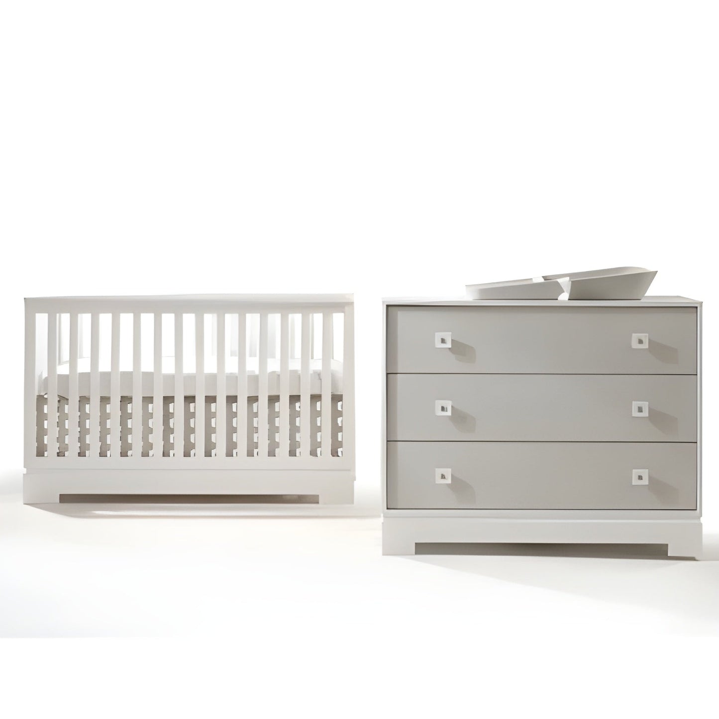 Tulip Olson Convertible Crib & 3 XL Drawer Set - TU1003-1034-WM